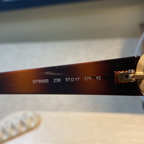 Salvatore Ferragamo NEW Authentic Tortoise  Sunglasses - Picture 4 of 7